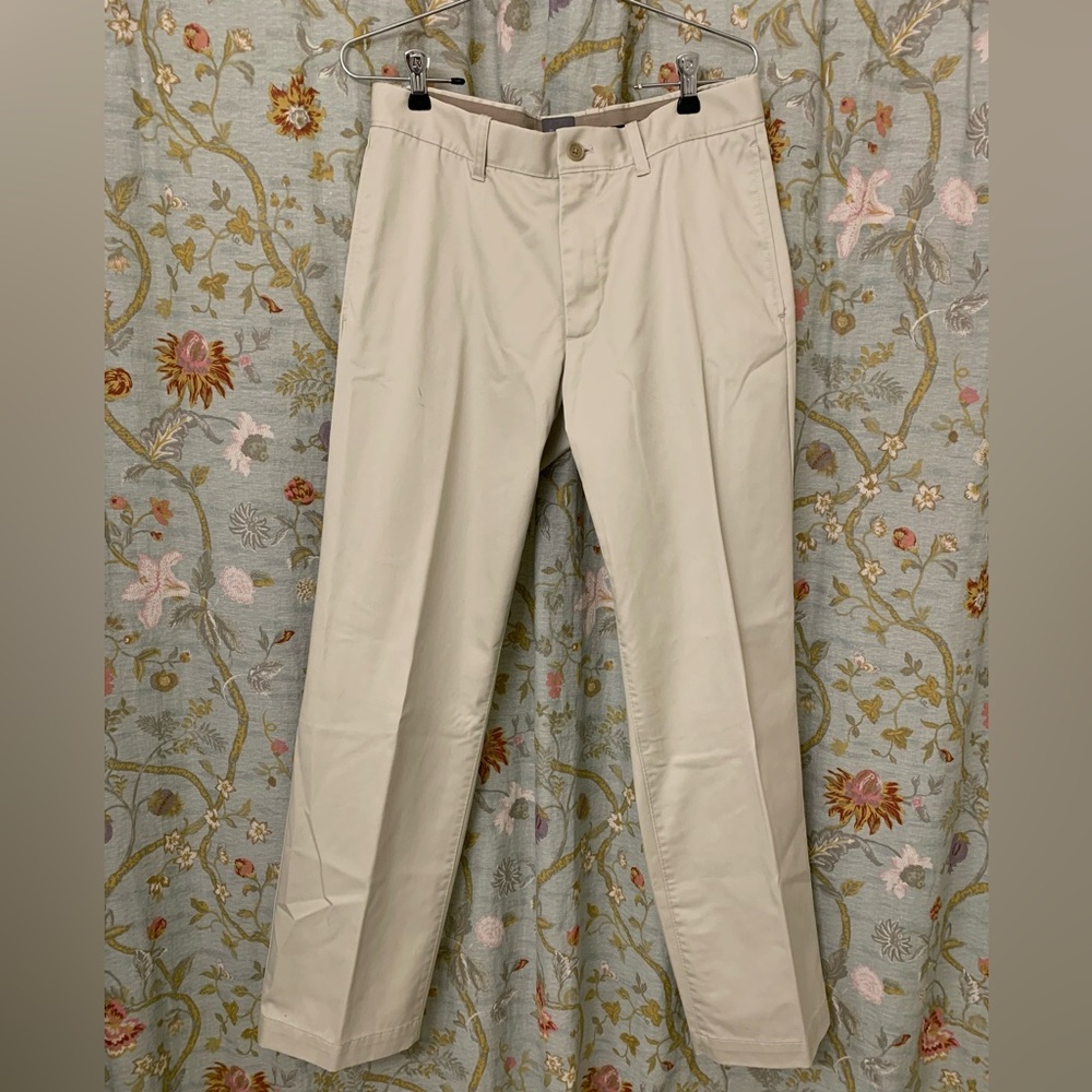 Gap Men’s Khaki Classic Tan